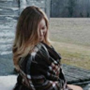 Meet your Posher, Katelyn